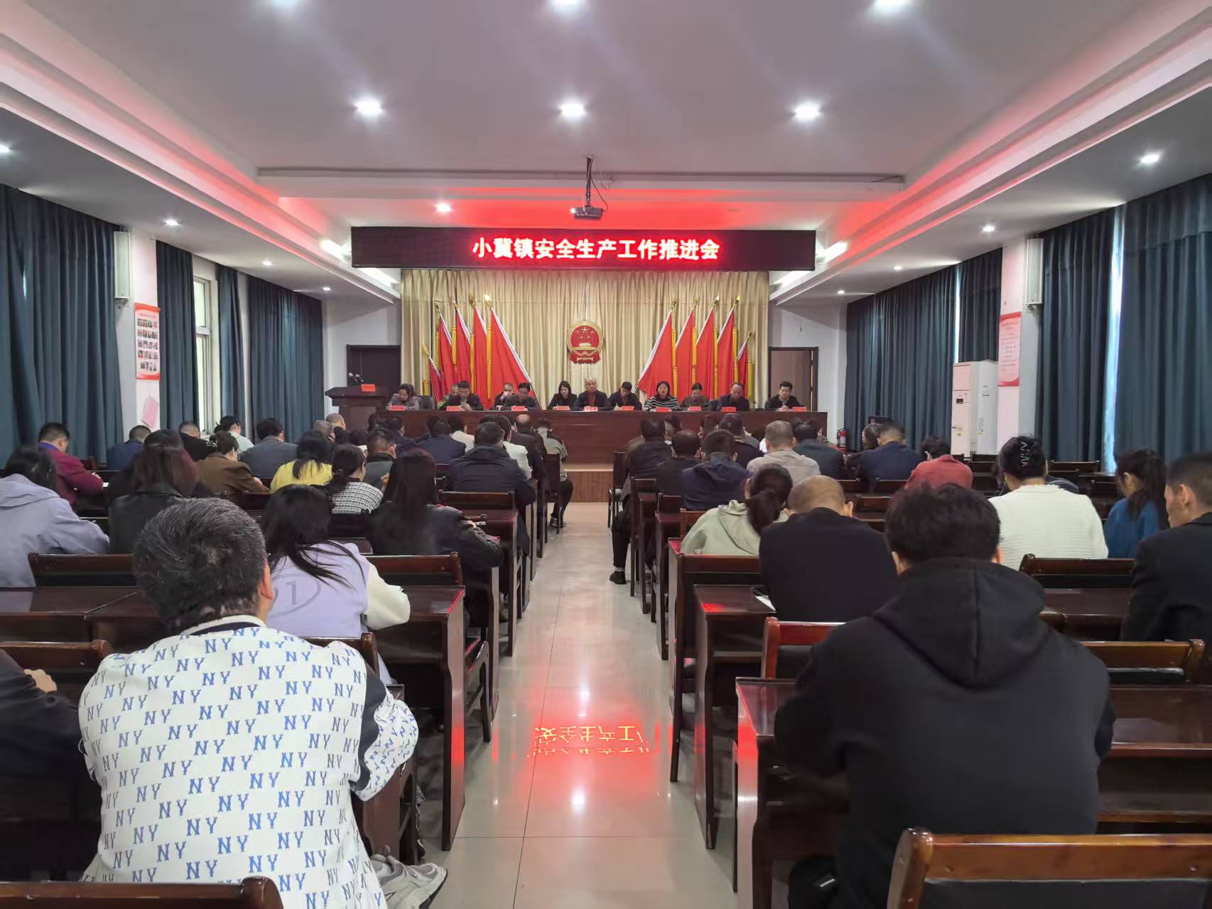 1760661451330050951.jpg 1760661451330050951.jpg